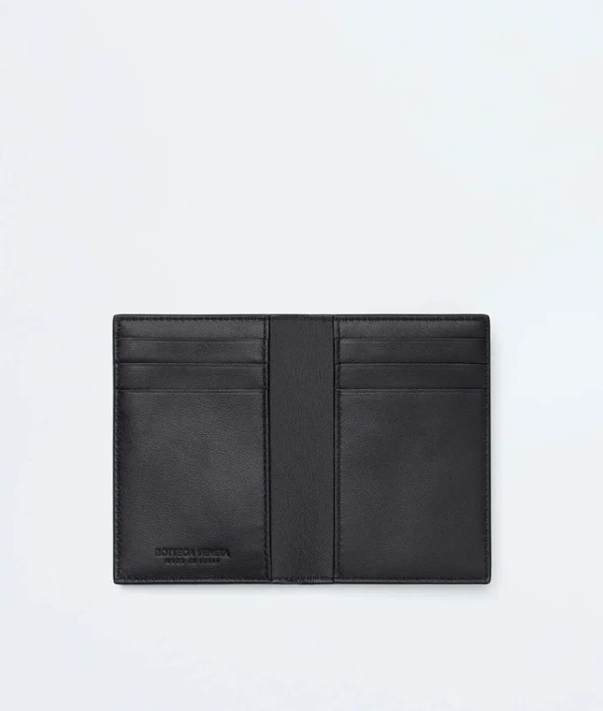 Tarjetero con solapa Intrecciata