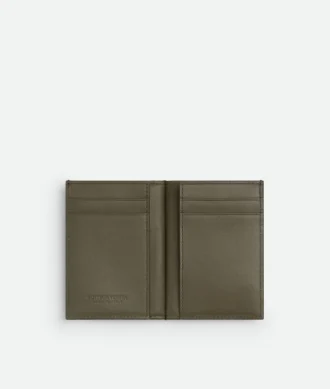 Tarjetero con solapa tipo Cassette