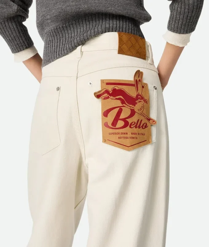 Vaqueros de color con vuelta