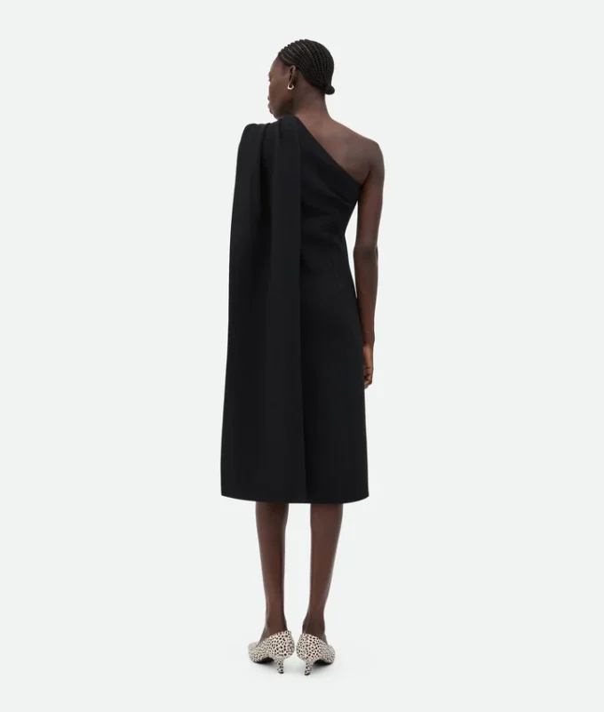 Vestido de crepé de viscosa y lana