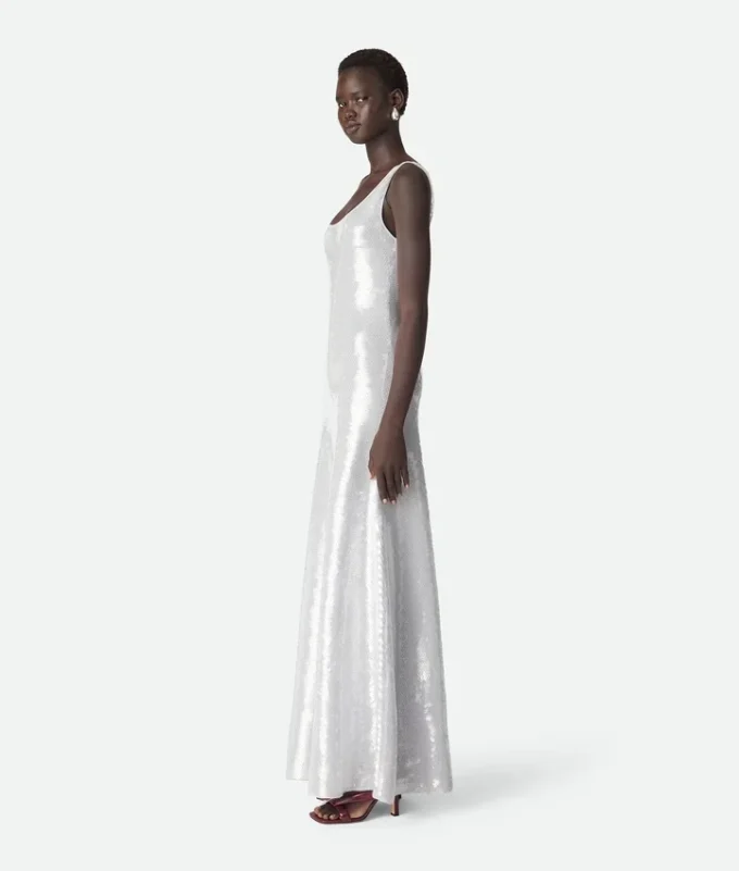 Vestido ligero de viscosa con lentejuelas