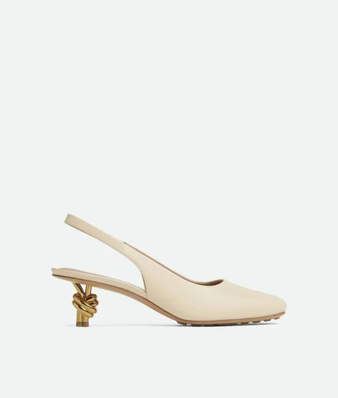 Zapatos de salón con lazo