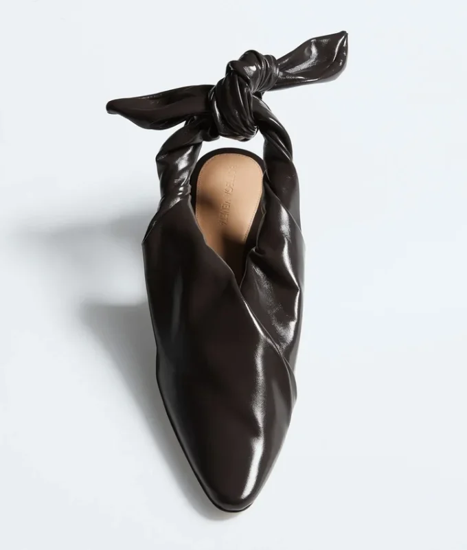 Zapatos de salón con talón abierto Vesta